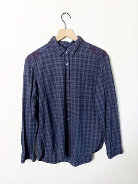 Xirena Plaid Flannel Button Down Shirt Blue Grey Plaid Top Women’s Size S
